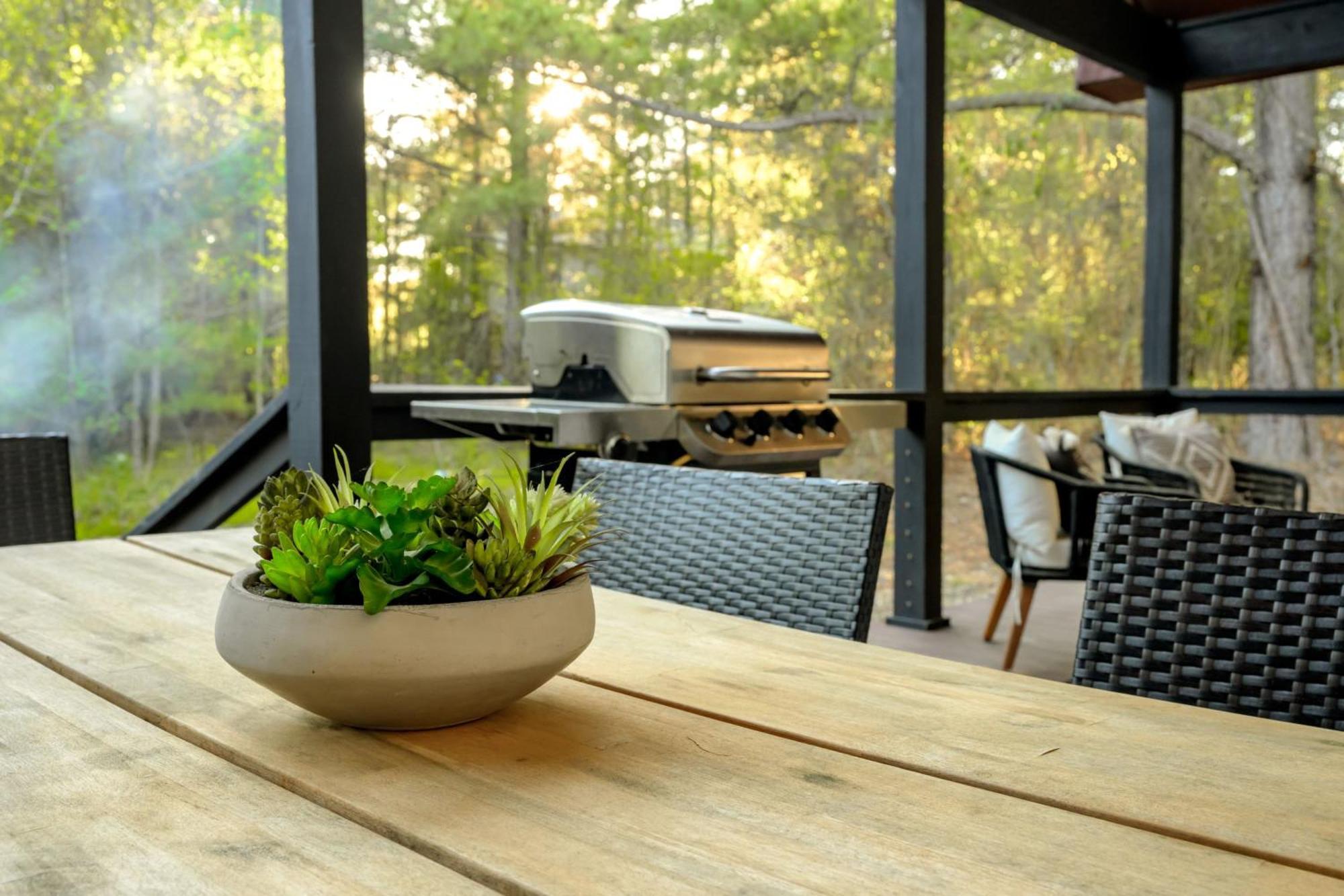 New Farmhouse-chic With Hot Tub & Firepit Holiday home Broken Bow